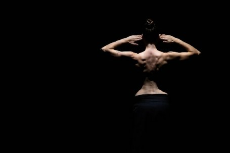 Linotip Centru Independent Coreografic: Reverse Discourse