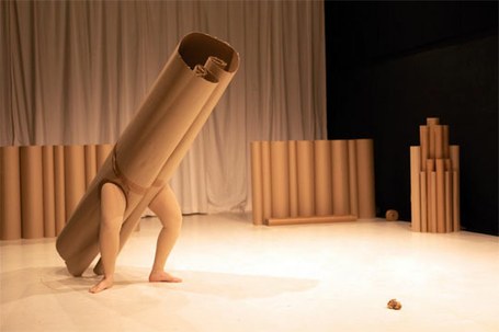 Macarena Recuerda Sheperd: Gauza. Gorputz batean esku hartzea