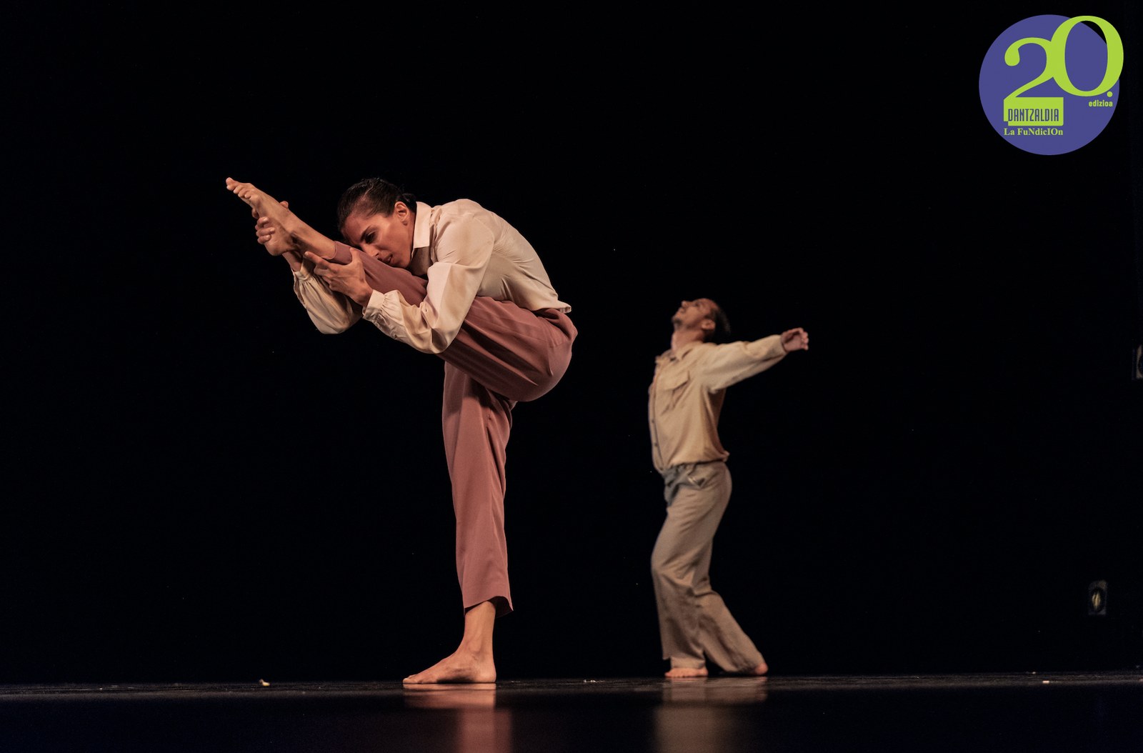 Mario Bermudez - Catherine Coury: Duet Alanda