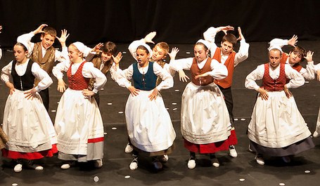 Maritzuli: Lau urrats eta kitto!