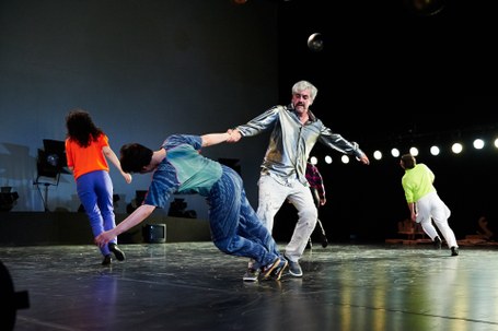 Damaged Goods - Meg Stuart: Built to last