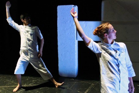 Mugmus Laborategia: Esku harriak: Oteizaren (h)aria Mugmus Laborategia: Esku harriak: Oteizaren (h)aria