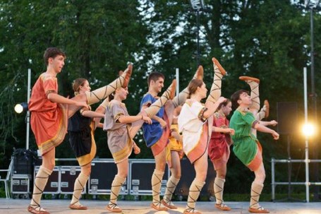 Oinkari + Berritz’ Hats: Bereterretx