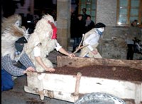 Zamarroak, Neskak eta Mari Arroka