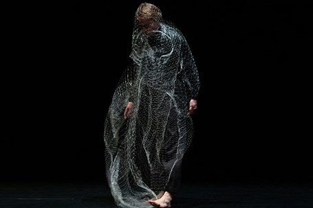 Polina Tiabut: Lástochka