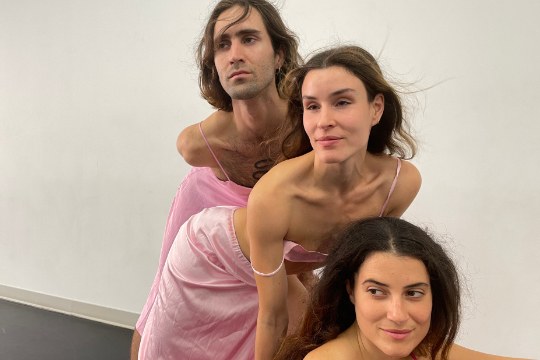 Sortutakoak 20: "Issues" entsegu irekia, Paula Parra