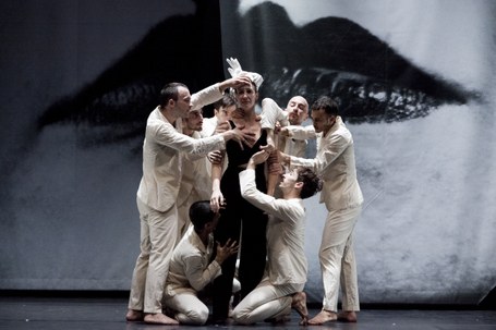 Taiat Dansa: Man Ray  Taiat Dansa: Man Ray