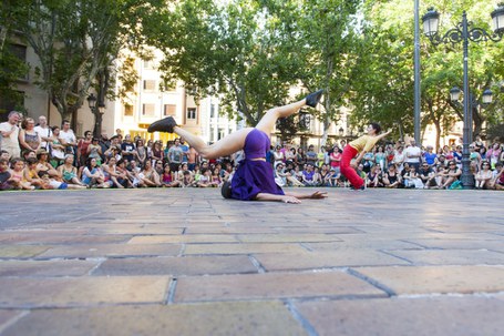Tarde o temprano dantza: Esfera