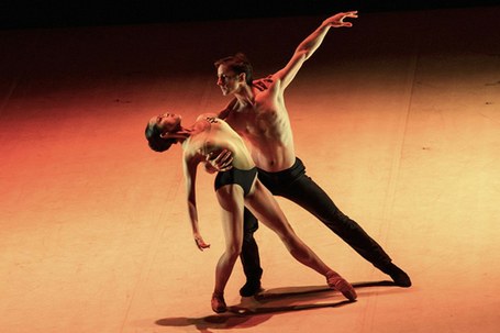 Uniqart: Le Spectre de La Rose