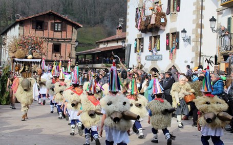 Joaldunak eta mozorroak