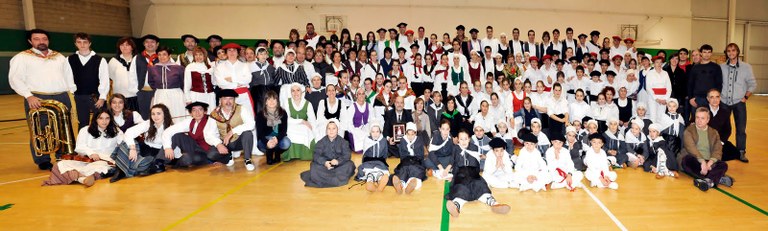 70. urteurrena publikoari eskainiko dio Oberena dantza taldeak