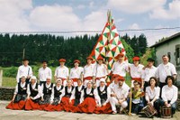 Abadiño saria jasoko dute Iluntze eta Talde Batuak dantza taldeek Abadiño saria jasoko dute Iluntze eta Talde Batuak dantza taldeek