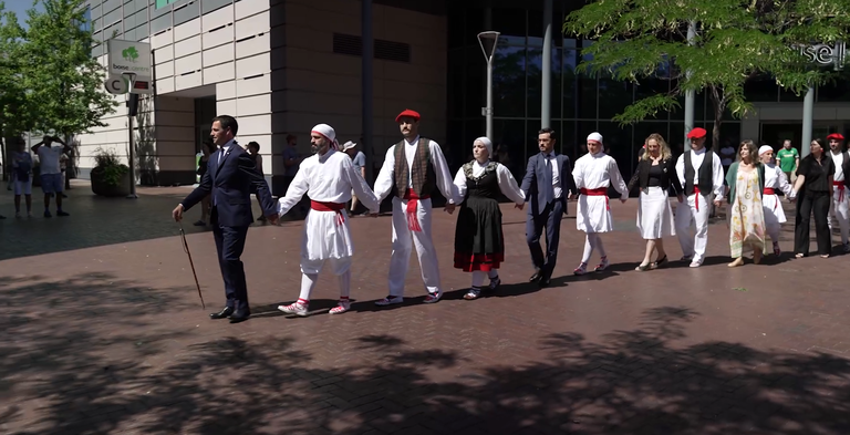 Agintariak soka-dantzan Ameriketan Agintariak soka-dantzan Ameriketan