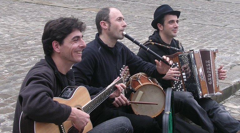 Aiko taldeak ikastaro eta tailer ibiltariez osatutako Dantzaldi Ibiltaria programaren hirugarren edizioa abiarazi du