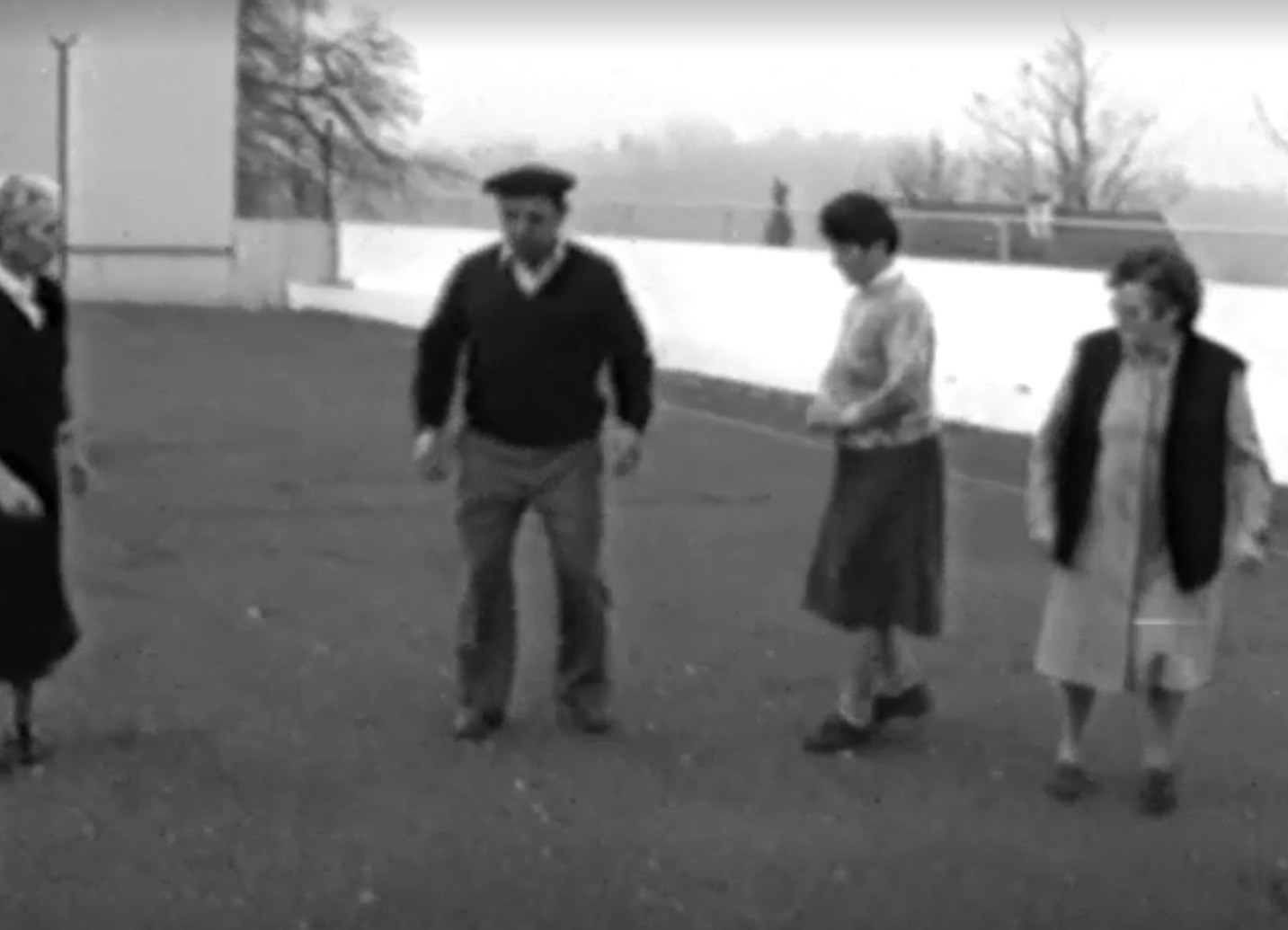 Aiziritze 1989, kabalkadako eta prestaketako dantza irudiak