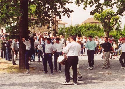 Andra Mari dantzan Galdakaoko jaietan