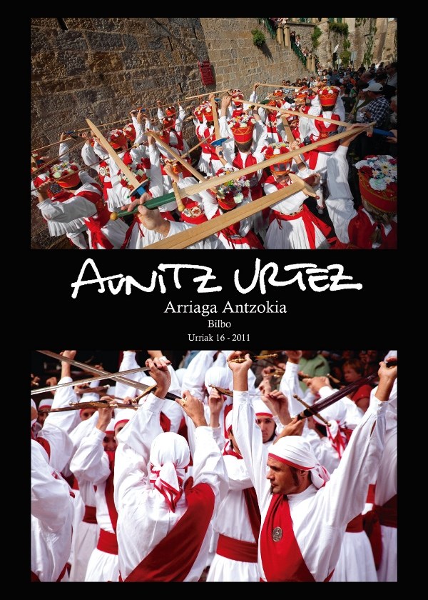 Aunitz Urtez: ezpata-dantzak eta ingurutxoak Argiaren eskutik