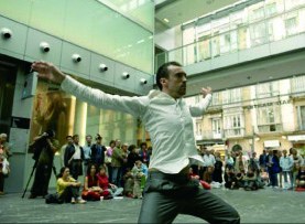 Aterpean Asier Zabaletarekin