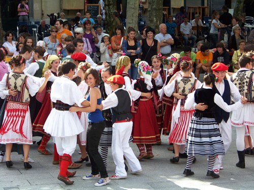 Mexico, Indonesia eta Irlanda 2011ko Bidasoaldeko folklore jaialdian