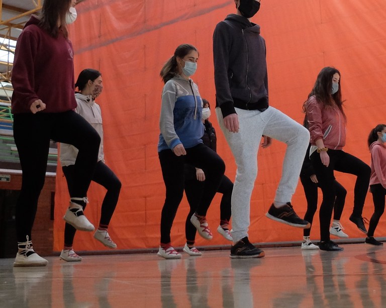 Covid transmisio mailaren arabera, nola jokatu EAEko dantza gelatan?