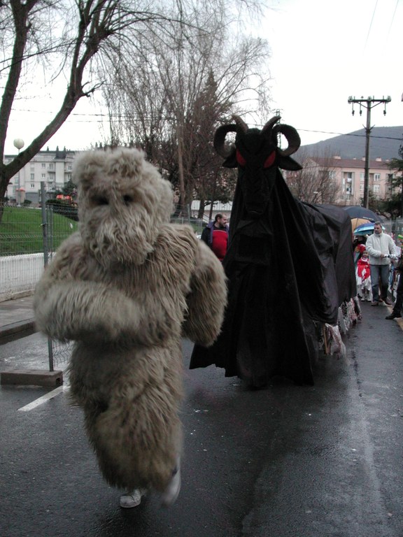 Bizkarbaltz, Beldarroia, Hartza eta abar Gallartako aratusteetan