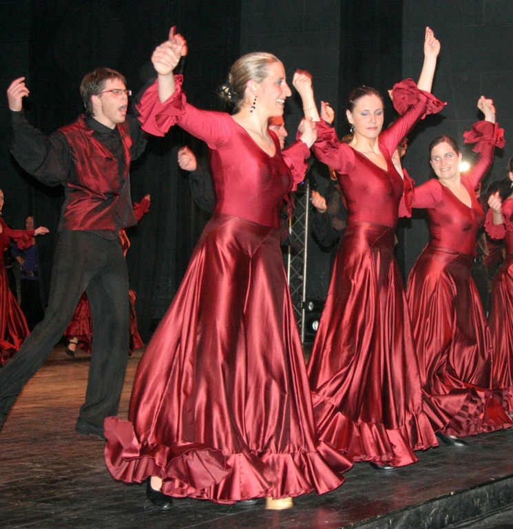 Bodarin: euskal dantza eta flamenkoaren ezkontza