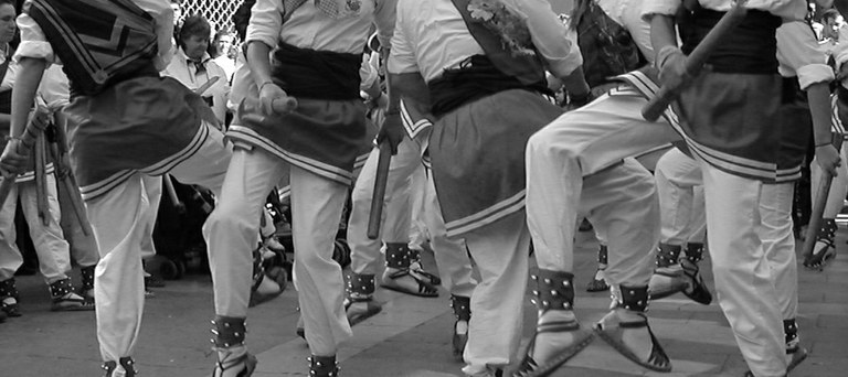 Pozik eta engainatuta: foklore katalanaren iturri mitikoak ezbaian