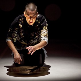 Dakumene eta Itziar Madariaga La Fundicion aretoan