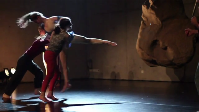 Nazioartean dantza-birak egiteko Etxepareren diru-laguntza deialdia irekita Nazioartean dantza-birak egiteko Etxepareren diru-laguntza deialdia irekita