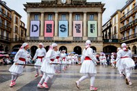 Dantza ekitaldiak Donostiako eta Bilboko Aste Nagusietan Dantza ekitaldiak Donostiako eta Bilboko Aste Nagusietan