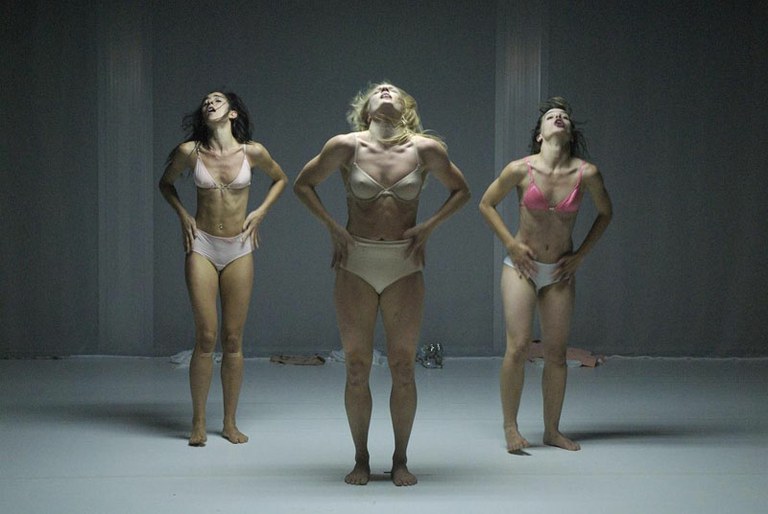 Dantza garaikide ikastaroa Santurtzin