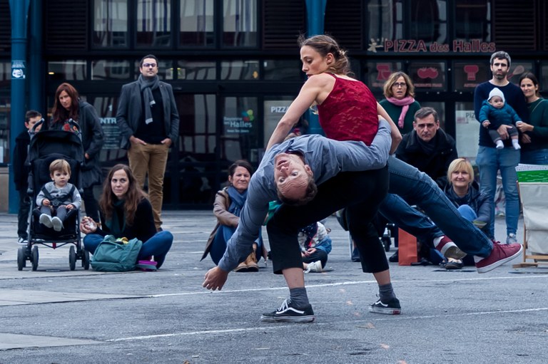 Dantza Hirian jaialdia irailaren 15etik 30era