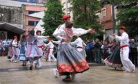 Bilbo dantzan jartzeko 47 ekitaldi Dantza Plazetan 2018 programan Bilbo dantzan jartzeko 47 ekitaldi Dantza Plazetan 2018 programan