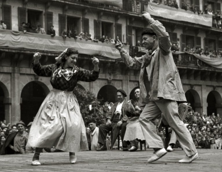 Dantza soltearen inguruko jardunaldiak