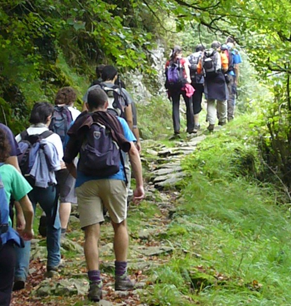 Dantzarien bidea egin eta Iruñean dantzatu du Kemenek