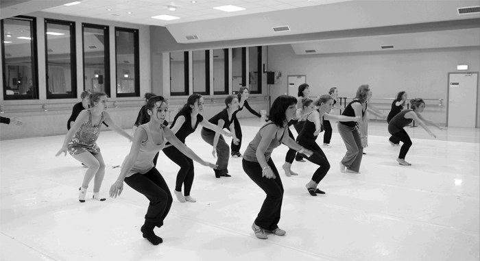 Dantzatuko zenuke gurekin?