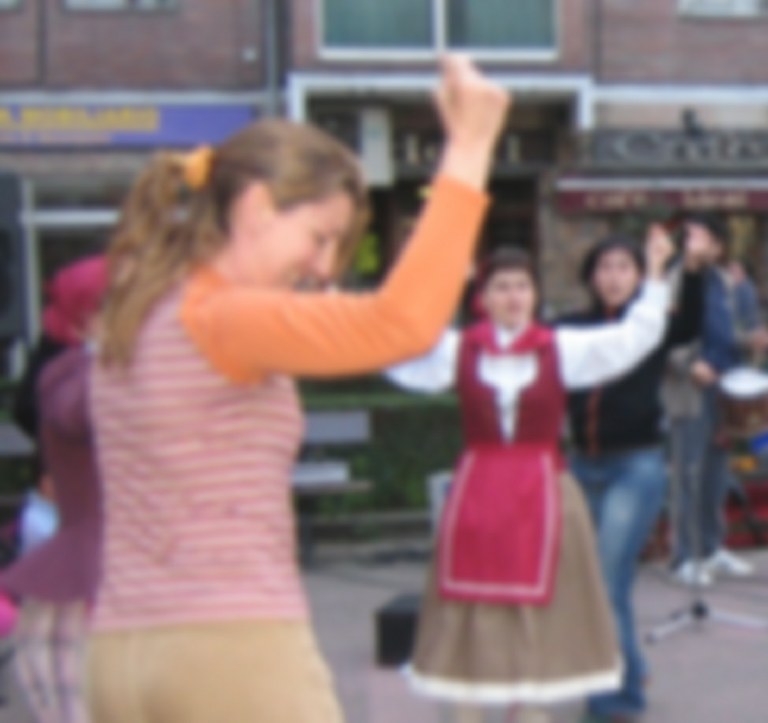 "Dantzaz Gozatu": Erromeri Dantzen Ikastaroa