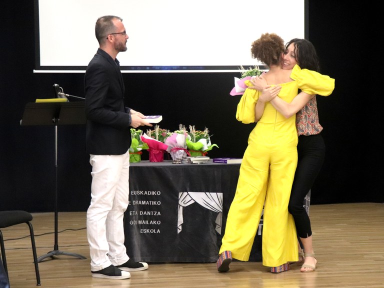 Dantzerti: lehen promozioa kalean, izen-emateak irekita