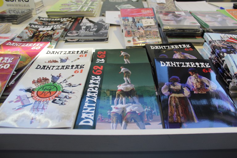 Dantzazaleentzako aukera franko Durangoko Azokan