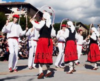 Folklore ikerketa bekaren eta bideo lehiaketaren 2015eko deialdiak egin ditu EDBk Folklore ikerketa bekaren eta bideo lehiaketaren 2015eko deialdiak egin ditu EDBk