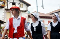 Euskal dantza baztertu du berriz Etxeparek Euskal dantza baztertu du berriz Etxeparek