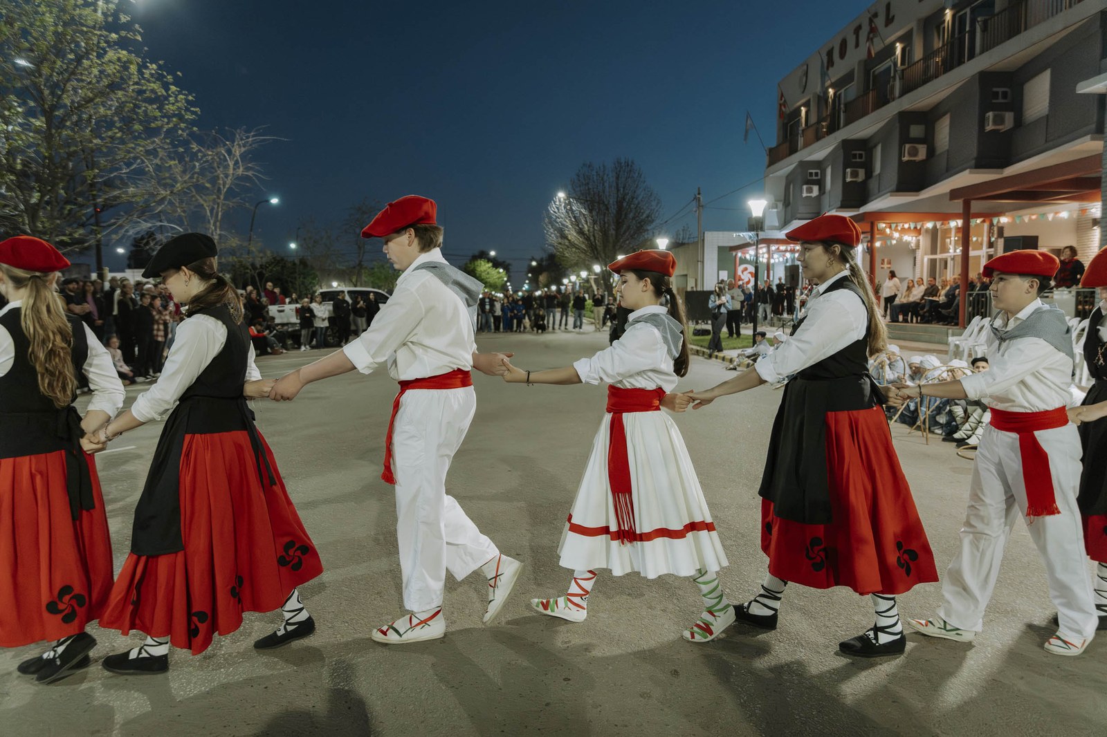 Euskal dantza Argentinako Panpako ondare kultural immaterial izendatu dute
