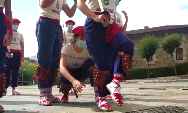 Ez festarik, ez dantzarik San Migel egunean