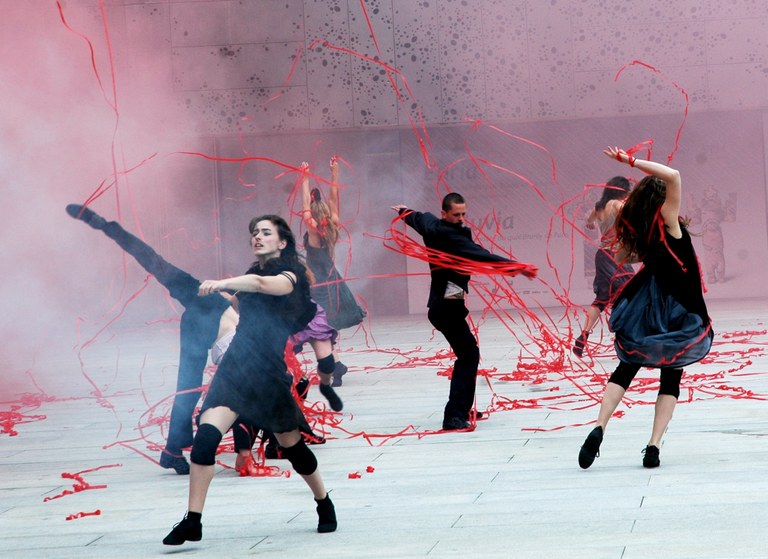 Fernando Saez de Ugarte: "Dantzaz, dantza munduan lehen enplegurako egitura"