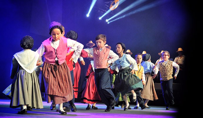 Okzitania, Tahiti eta Euskal Herriko dantzak Gau Argi festibalean