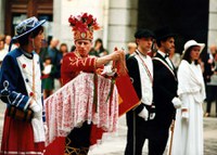 Gaztedi Dantzari Taldeak Maskarada osoa antzeztuko du berriz Gaztedi Dantzari Taldeak Maskarada osoa antzeztuko du berriz