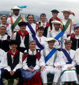 Gaztedik “Mozorroak Dantzan” bere azken sorkuntza aurkezten du 