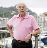 Gene Yurre dantzari eta koreografoa hil da Gene Yurre dantzari eta koreografoa hil da