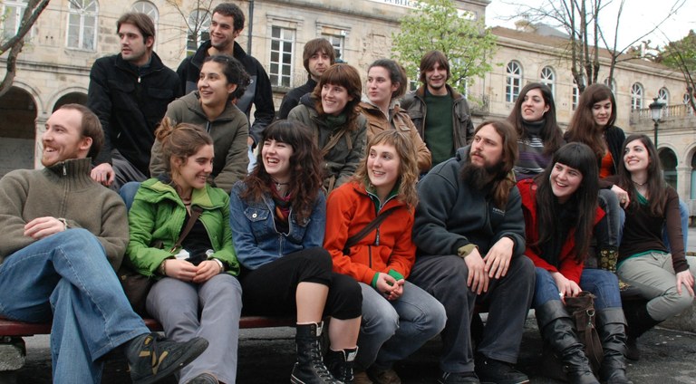 Dantza eta beste Gernikan, Gazteszenaren eskutik