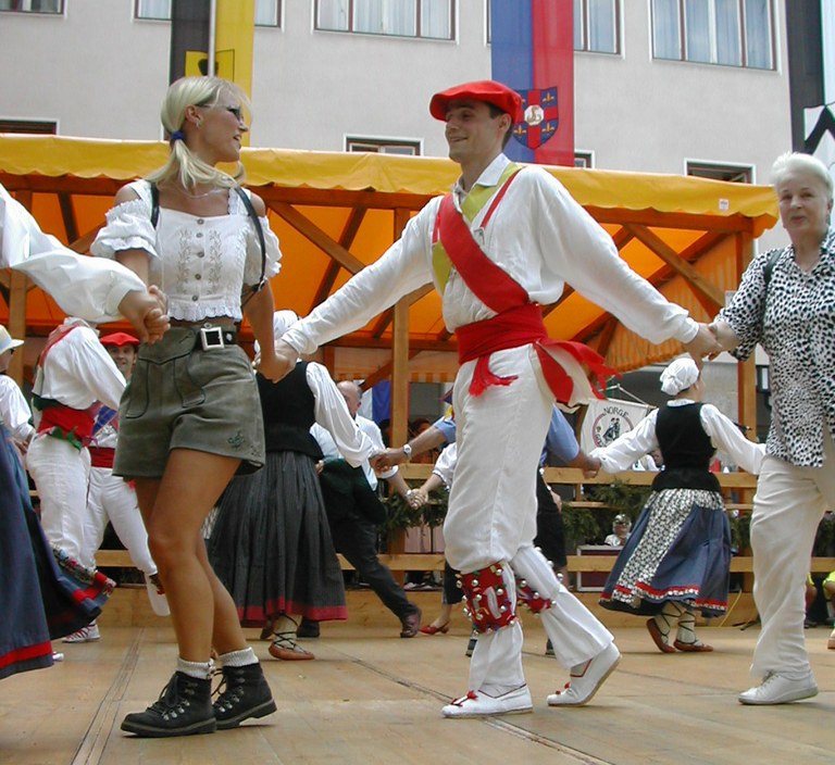 Nazioartean aritzeko laguntzak Gipuzkoako Foru Aldundiko 2018ko deialdien artean